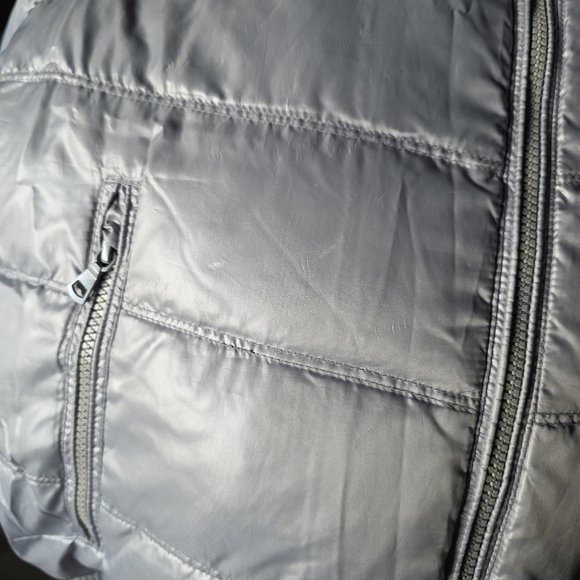 UNIQLO Gorpcore Metallic Silver Chrome Down Puffer Hoodie Jacket Parka Large - Picture 12 of 12